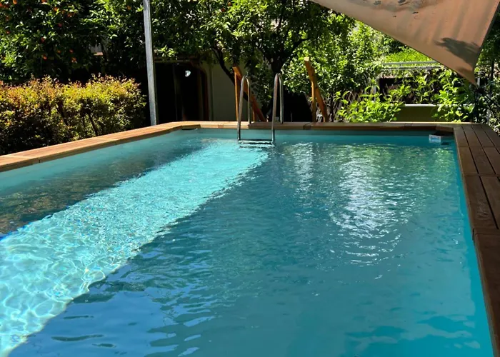 Exclusive Delightful Home - Sauna, Gym, heated saltwater Pool, Parking - near Etna e Taormina